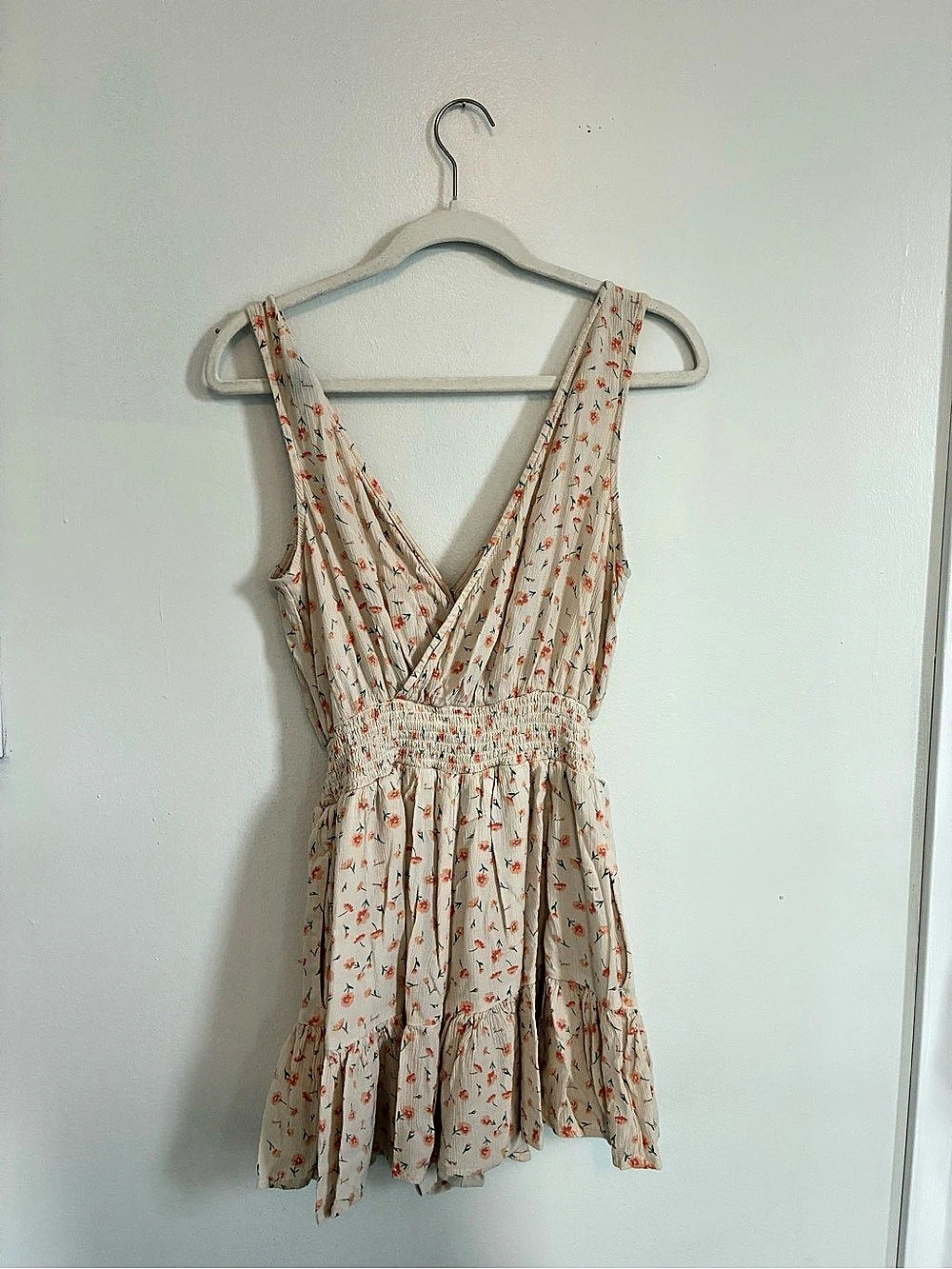 American Eagle Floral Mini Dress Cream Size Small